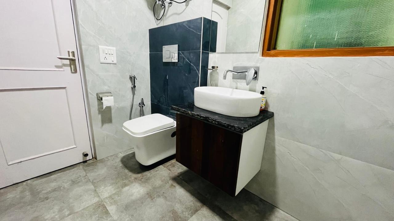 Hotel Starline Sector 28 Gurgáon Kültér fotó