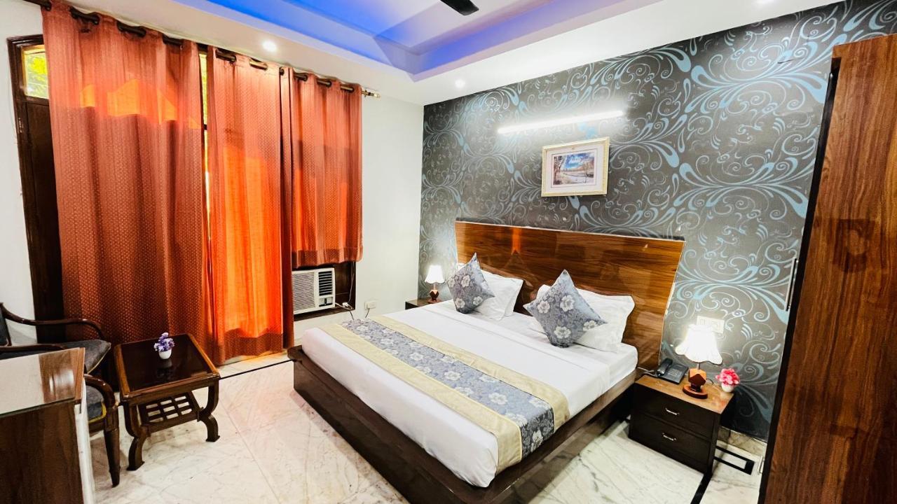Hotel Starline Sector 28 Gurgáon Kültér fotó